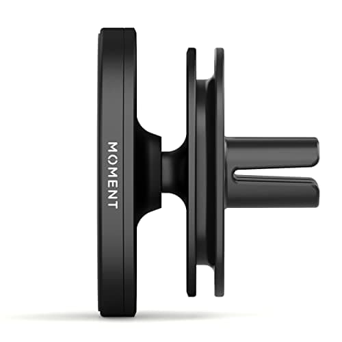 Moment Adjustable Car Vent Mount with MagSafe for iPhone 12 and 13 thumbnail 4