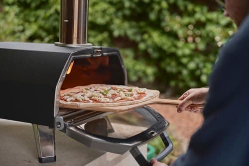 Ooni Karu 16 Multi-Fuel Pizza Oven thumbnail 2