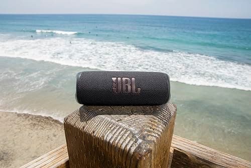 JBL Flip 6 Portable Bluetooth Speaker thumbnail 3