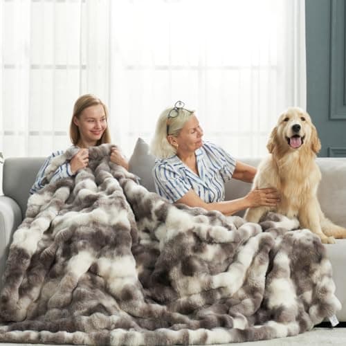 Cozy Bliss Faux Fur Bubble Throw Blanket thumbnail 2