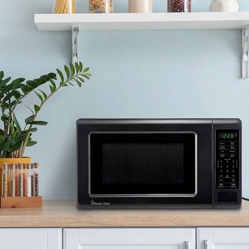 Magic Chef 0.7 cu. ft. Countertop Microwave in Black thumbnail 5