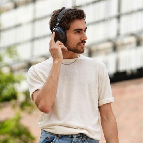 Sennheiser Momentum 4 Wireless thumbnail 2