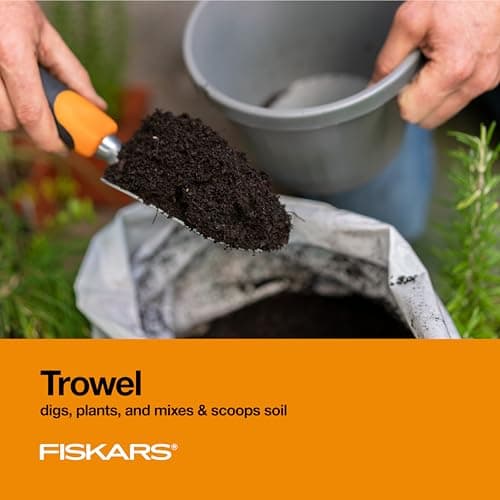 Fiskars 3-Piece Garden Tool Set thumbnail 3