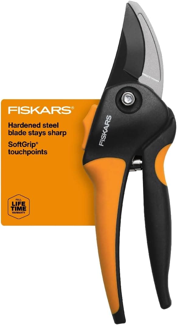 Fiskars Softgrip Bypass Pruning Shears (5/8" Cut Capacity) - image 1