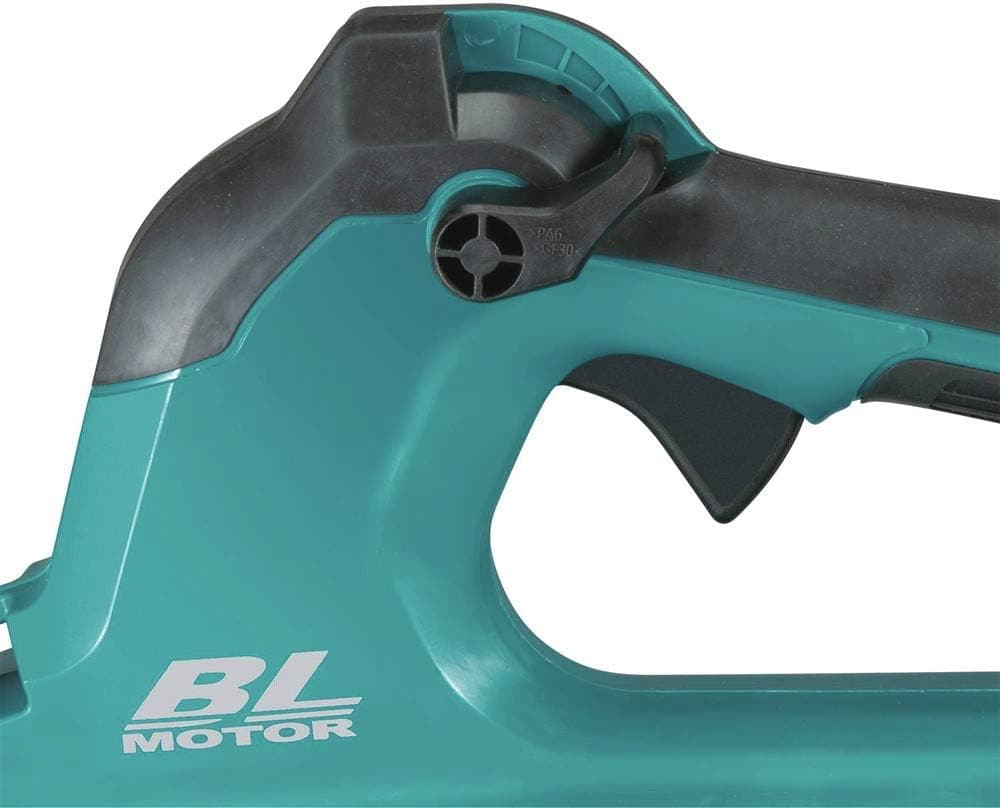 Makita XBU03SM1 18V LXT Brushless Blower Kit thumbnail 3