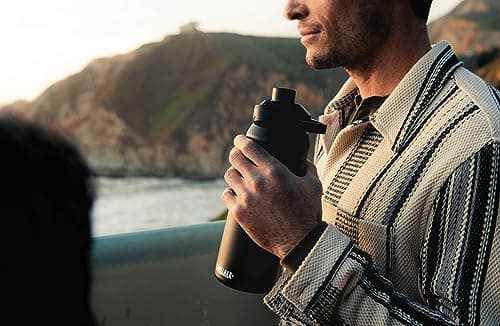 CamelBak Chute Mag Vacuum Insulated Water Bottle 32oz thumbnail 2