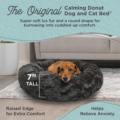 Best Friends by Sheri Original Calming Donut Cat Bed thumbnail 2