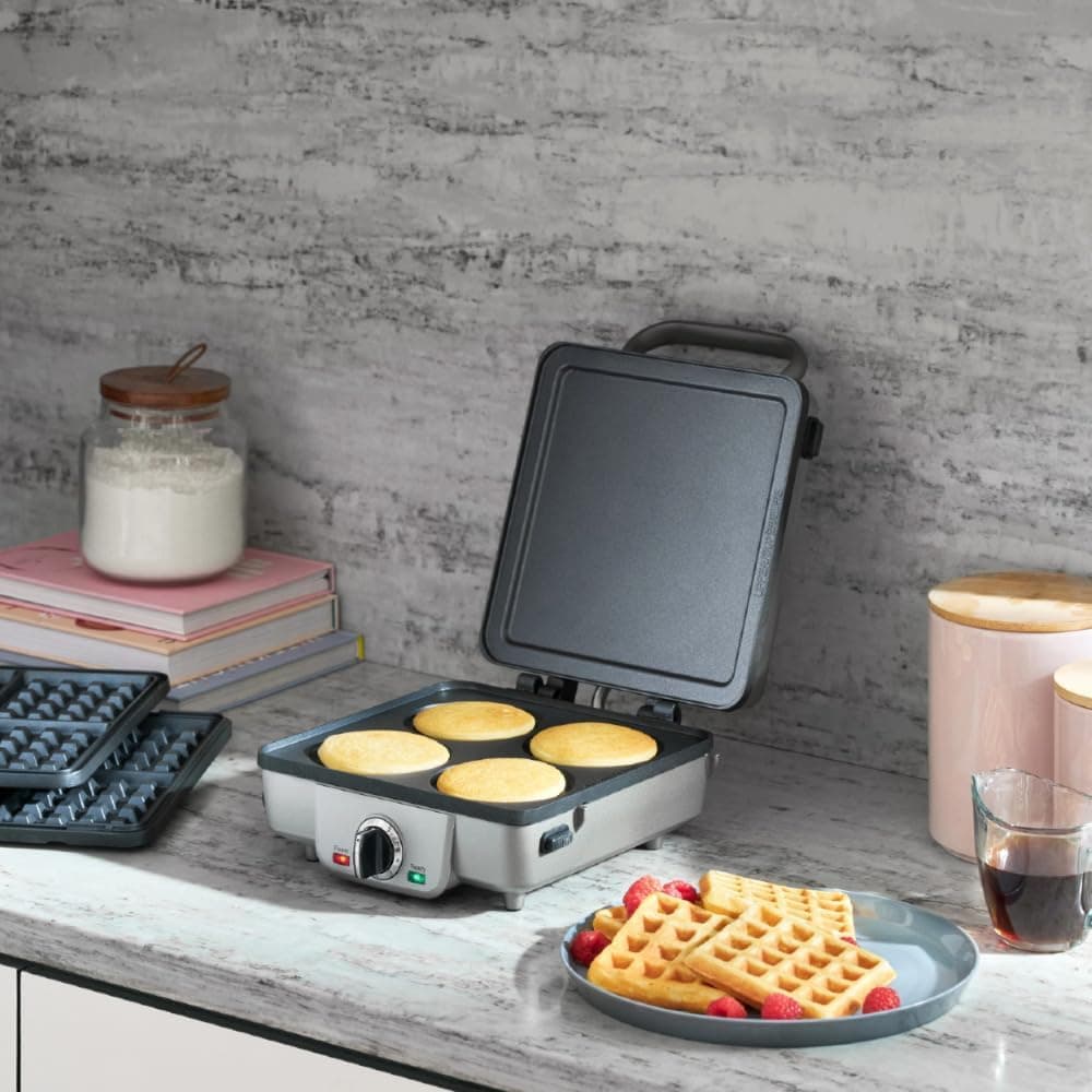 Cuisinart WAF-300P1 Belgian Waffle Maker with Pancake Plates thumbnail 4