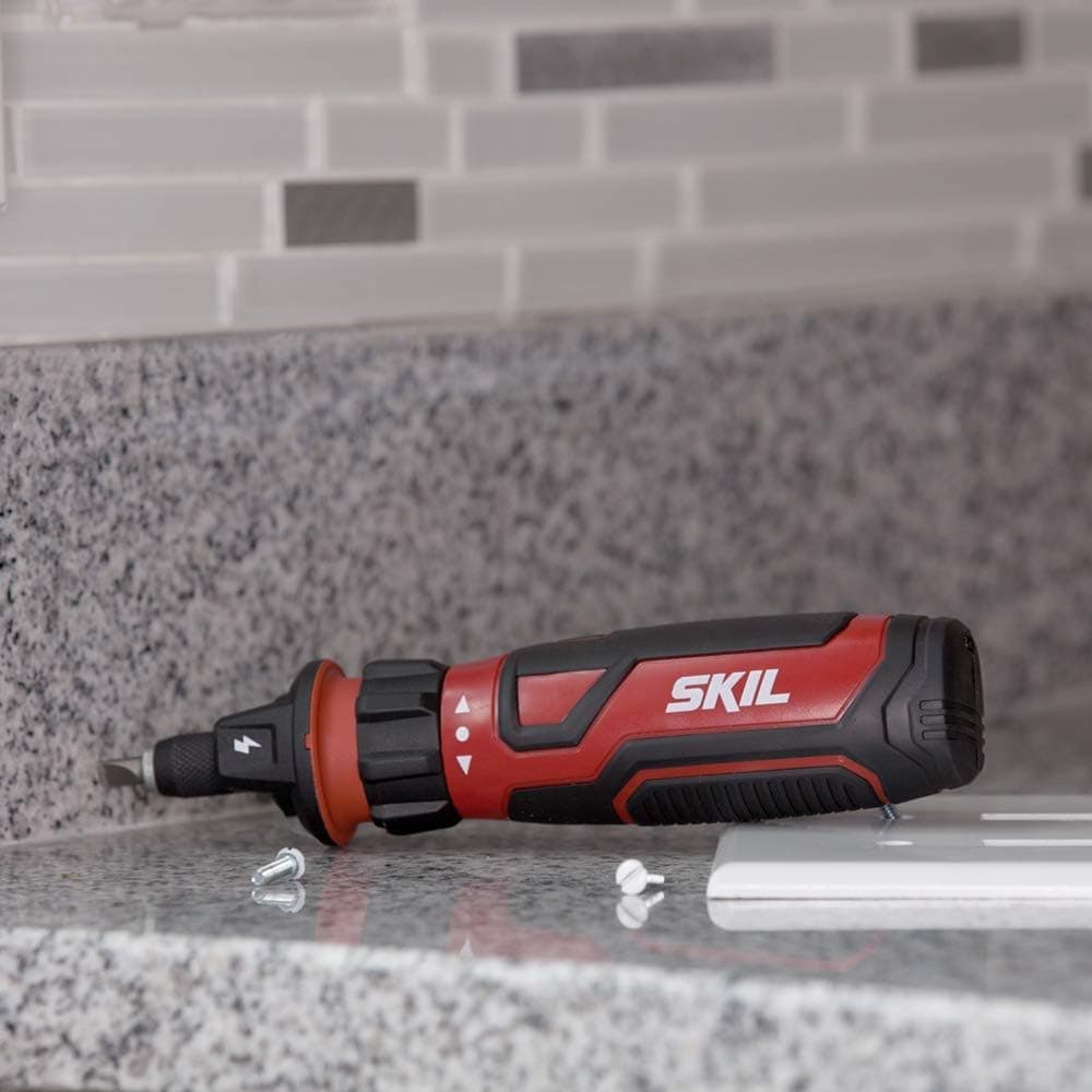 SKIL SD561204 Rechargeable 4V Cordless Screwdriver with Circuit Sensor thumbnail 5