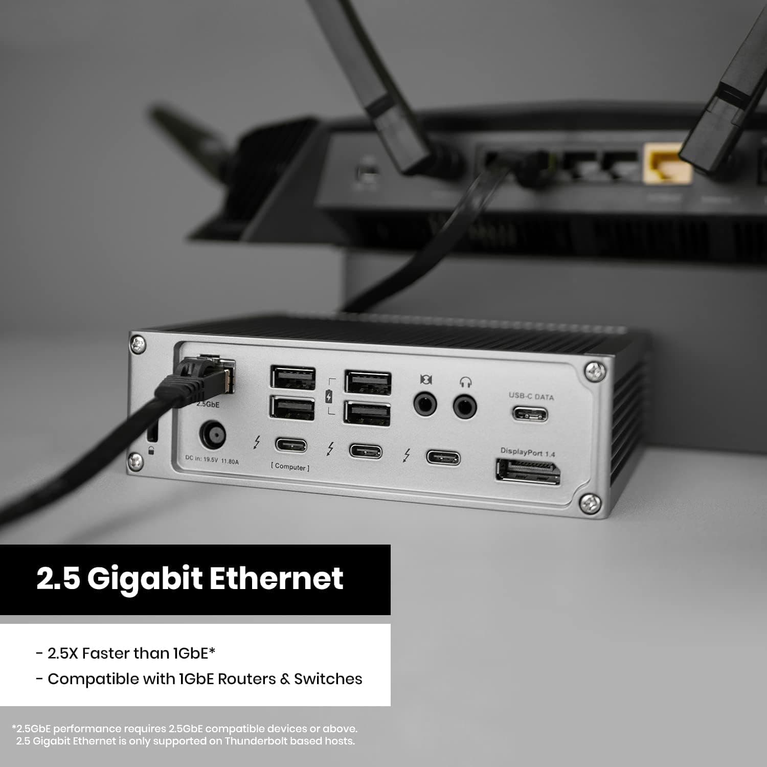 CalDigit TS4 Thunderbolt 4 Docking Station thumbnail 5