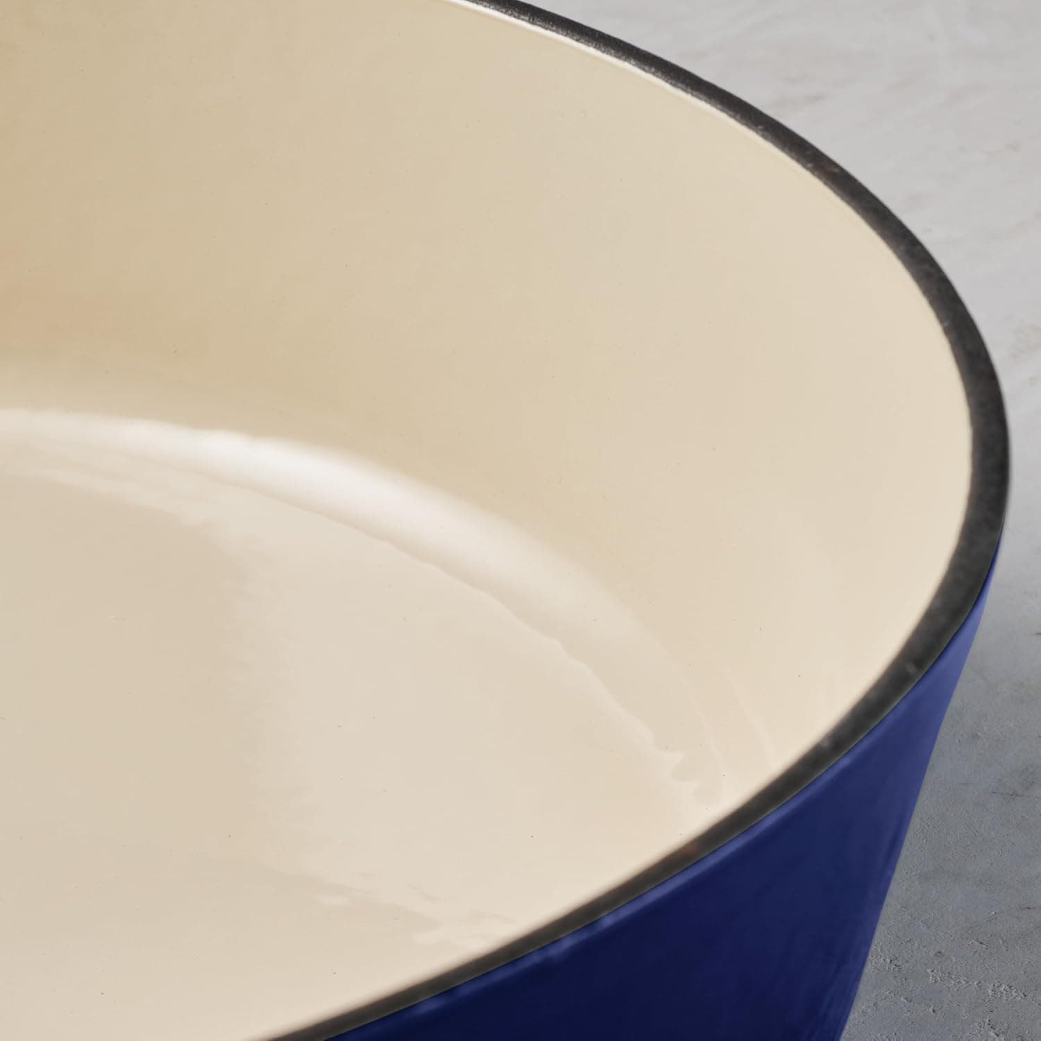 Tramontina Enameled Cast Iron 6.5-Qt Dutch Oven thumbnail 4