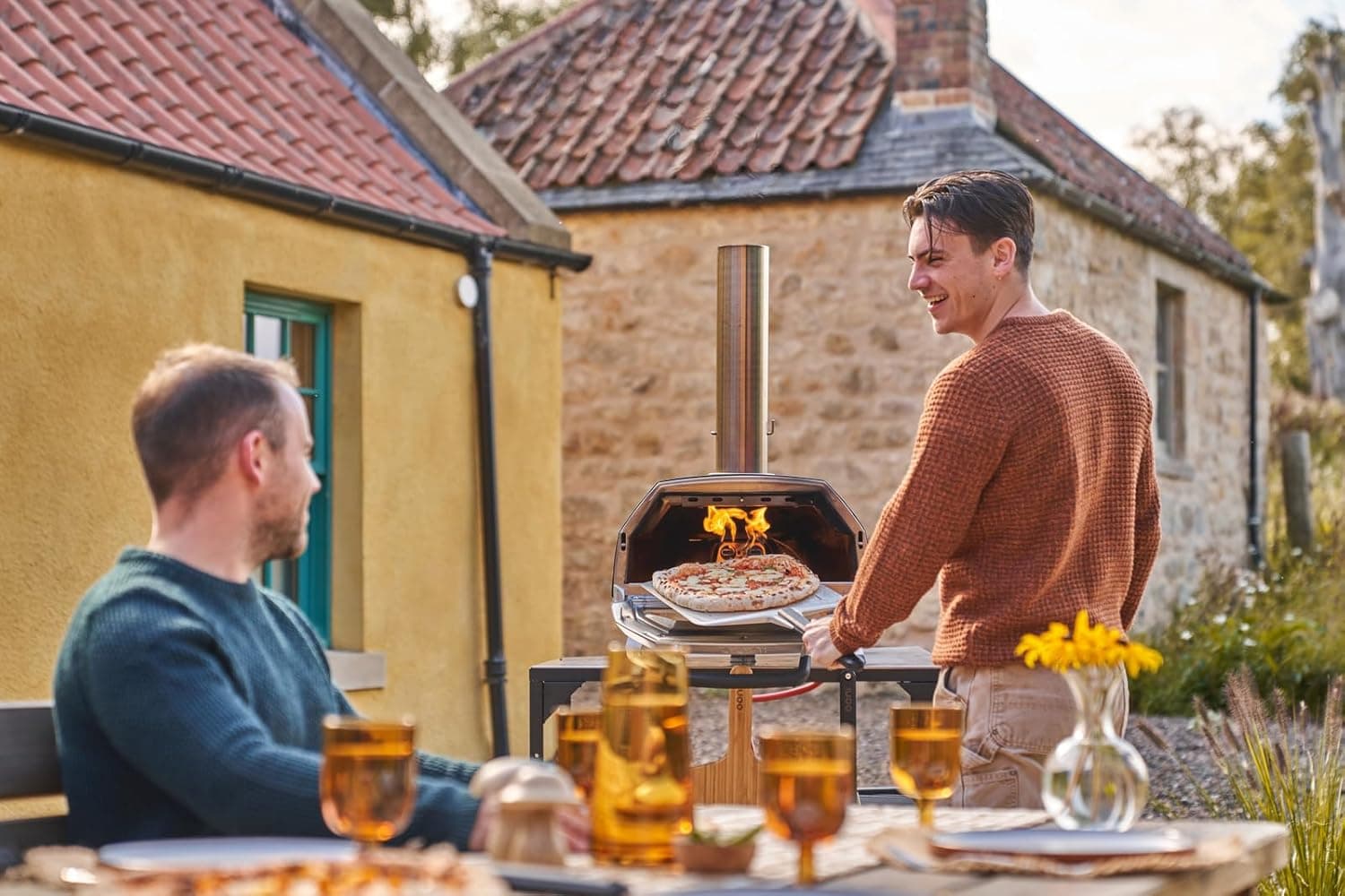 Ooni Karu 16 Multi-Fuel Pizza Oven thumbnail 5