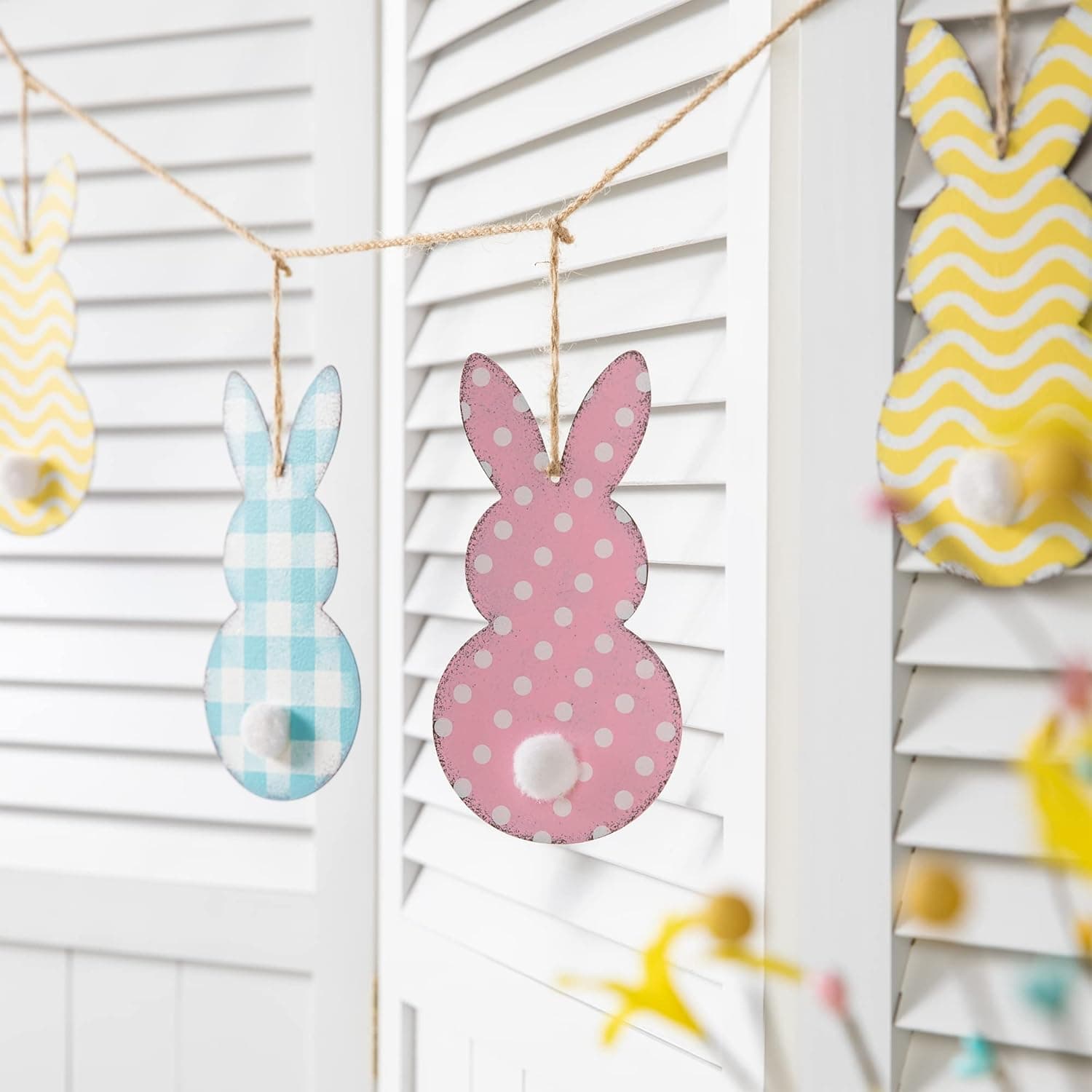 Glitzhome 72-Inch Easter Metal Bunny Garland thumbnail 3
