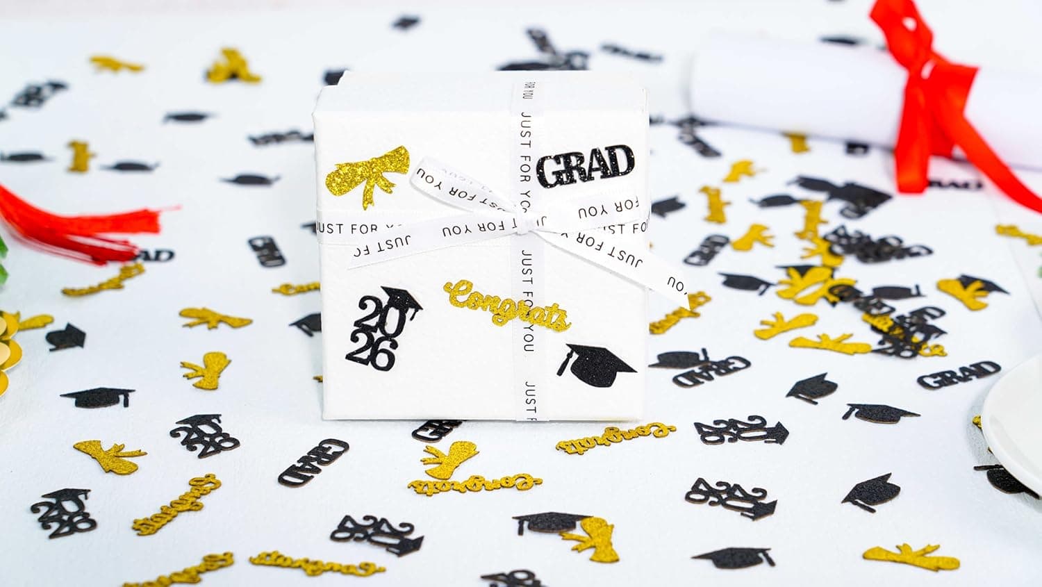 Gybeizhu 200PCS Graduation Confetti Table Scatter (Black & Gold) thumbnail 5