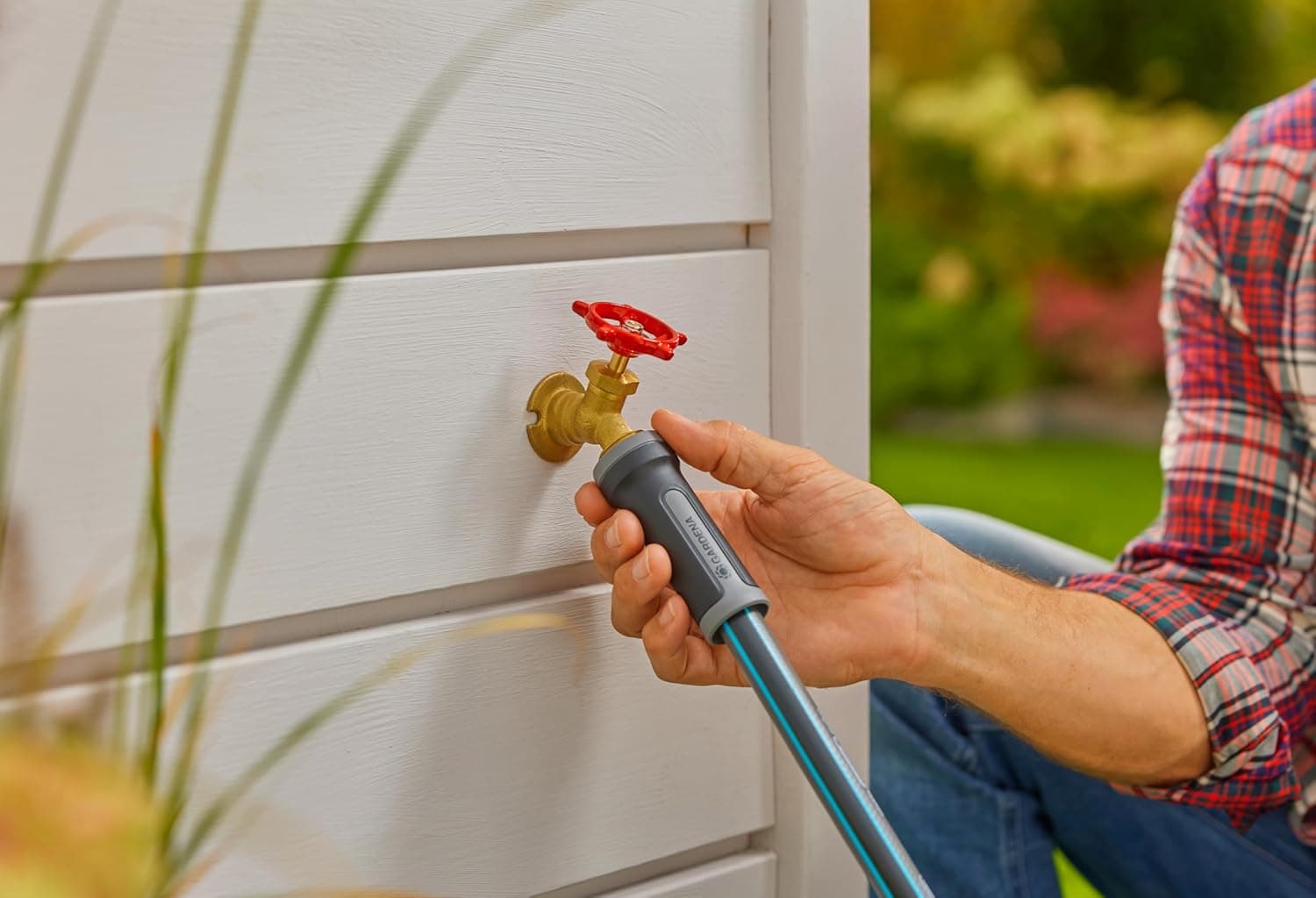 GARDENA Retractable Garden Hose Reel 100 ft thumbnail 4