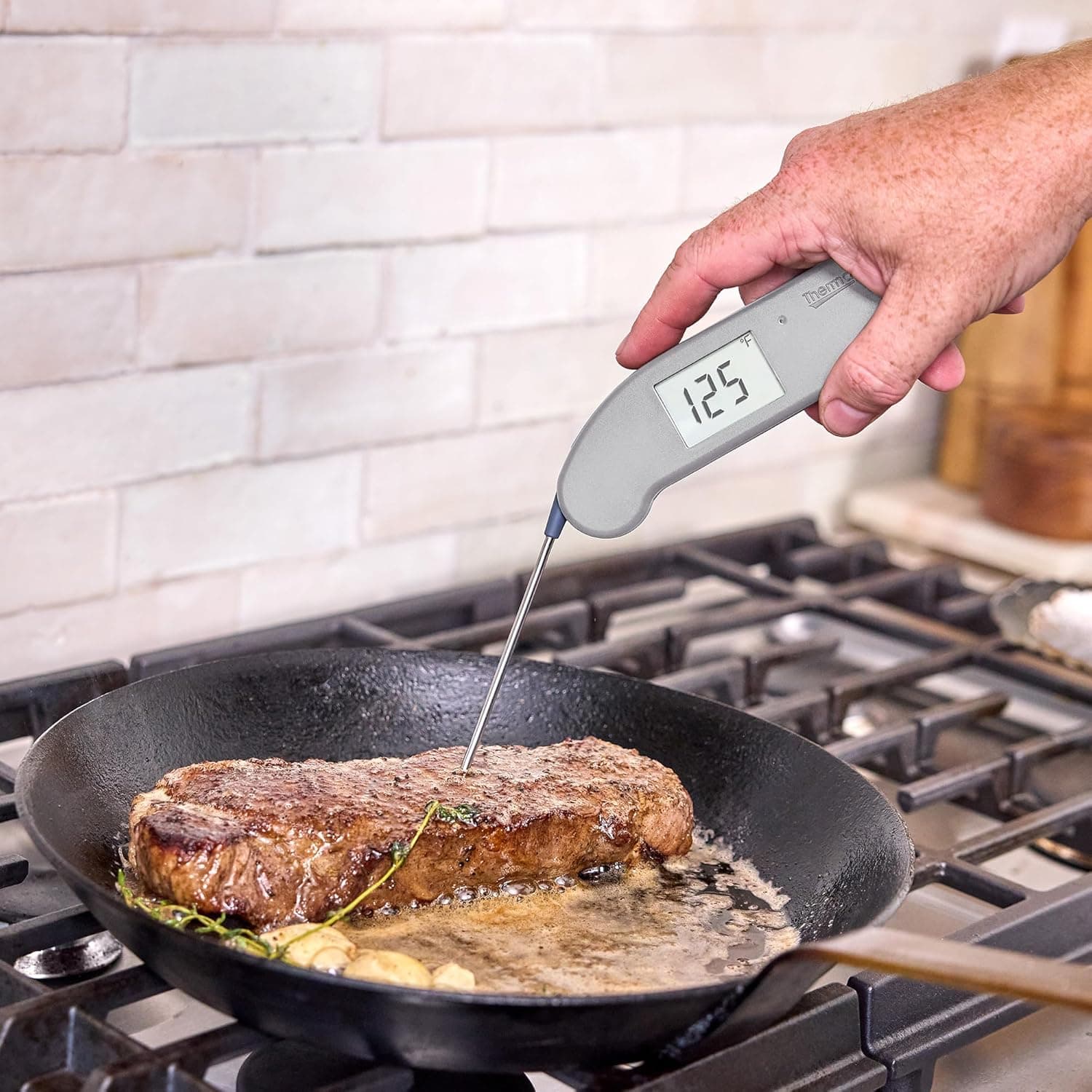 ThermoWorks Thermapen ONE Instant-Read Thermometer thumbnail 4