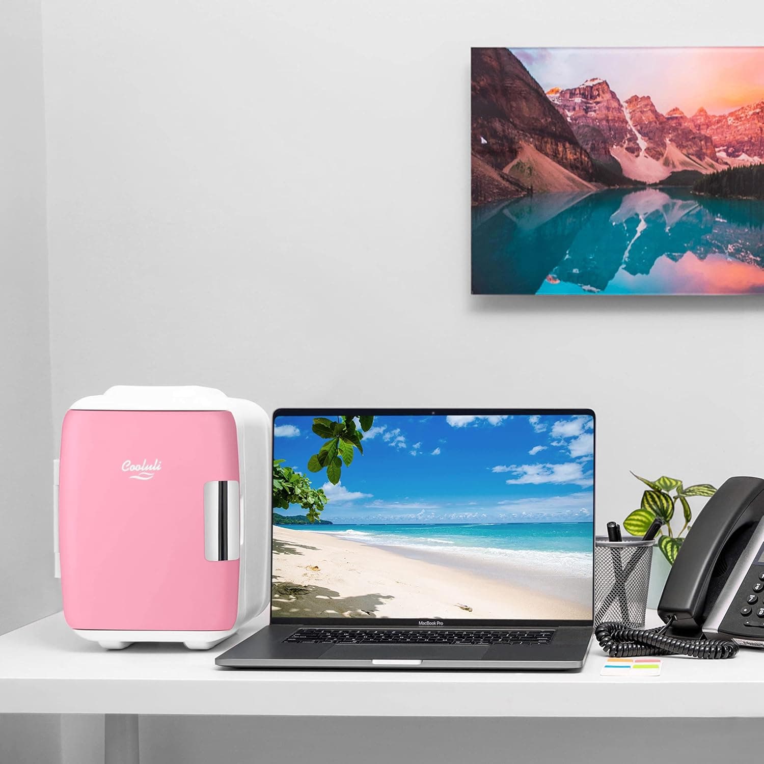 Cooluli Classic 4L Mini Fridge (Pink) thumbnail 4