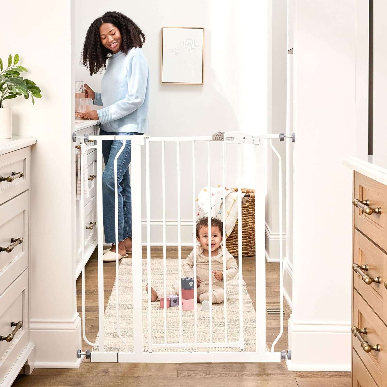 Dreambaby Chelsea Extra Tall Auto Close Gate - image 1