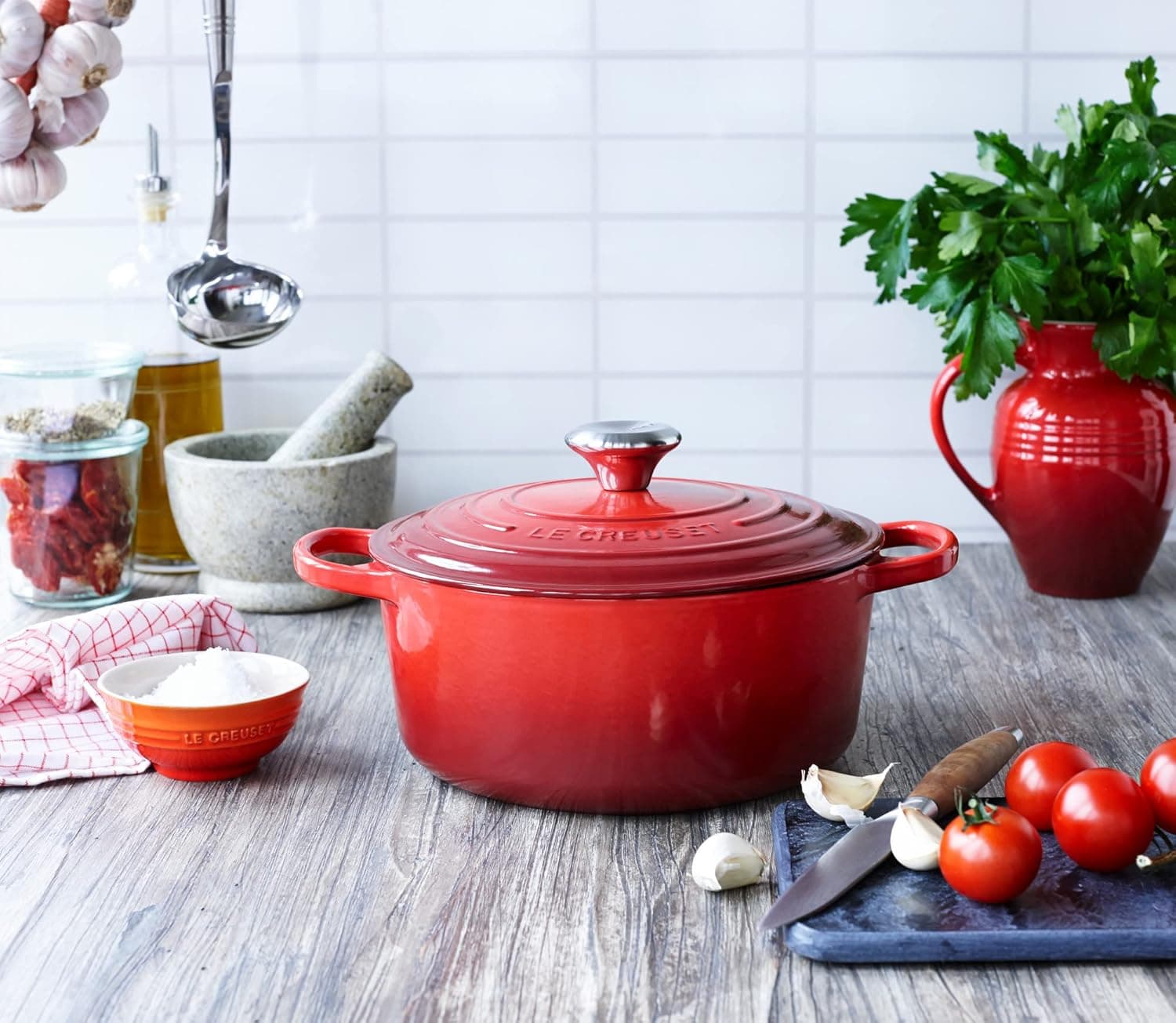 Le Creuset Signature Enameled Cast Iron 5.5-Qt Round Dutch Oven thumbnail 5